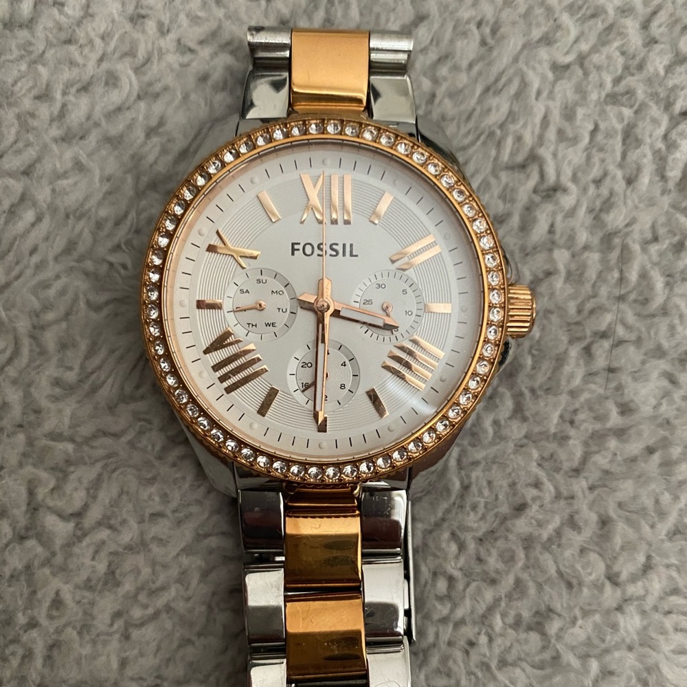 Fossil watch